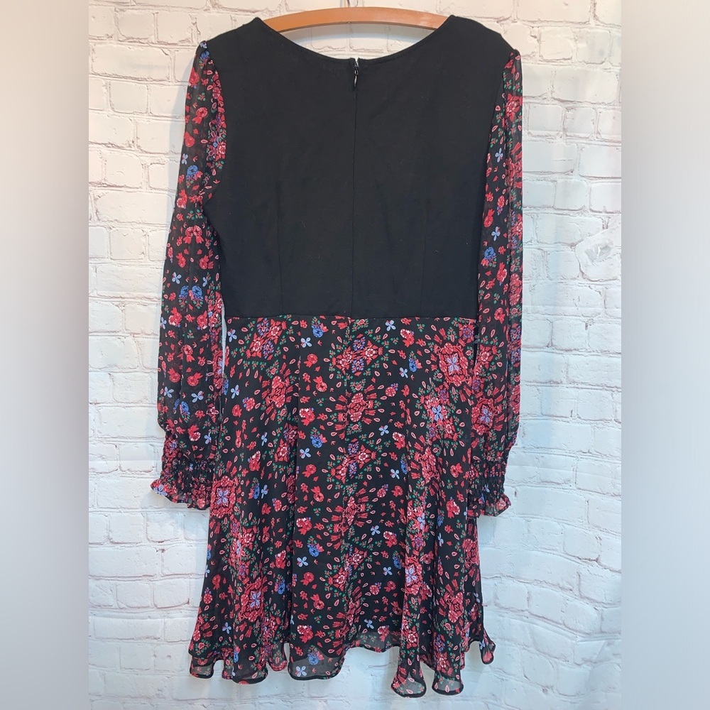 Disney Snow White and the Seven Dwarfs Floral Black Lace Bodice Dress L - Picture 4 of 4
